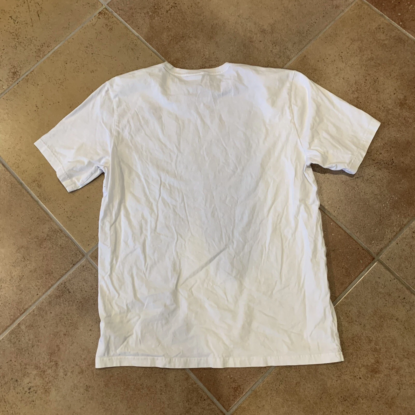 gymshark breathable workout embroidered logo shirt