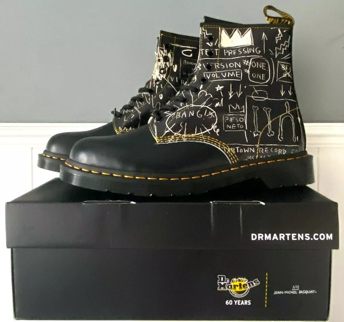Dr martens top 1460 limited edition