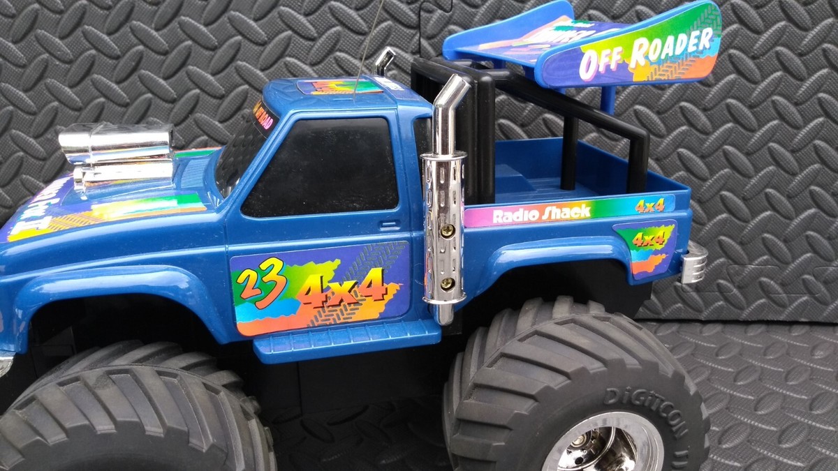 VINTAGE RADIO SHACK THUNDER FOX II 4x4 ON ROAD + OFF ROAD RC TRUCK