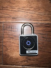 Master Lock 4400 EC  Steel Wide Bluetooth Pad...