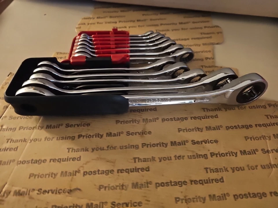 Mac Tools 12 piezas. Juego de llaves de trinquete SAE 1/4"-15/16" Foto 2 de 4