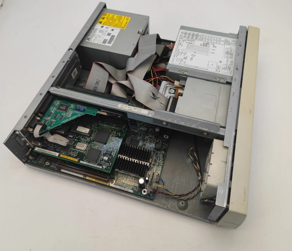 AT&T 3249 - 1020 Intel Pentium 2 1MB RAM WD Cavier 21000 - Bild 4 von 4