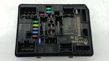 284B78143R RELAY BOX/FUSES / 210550 FOR RENAULT CAPTUR II HF_ TCE 90 HF