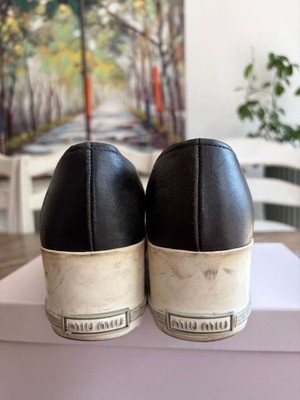 miu miu ブラック スリッポン メタリックトゥ Miu Miu Black Leather Slip-Ons with Metallic Silver Toe | eBay