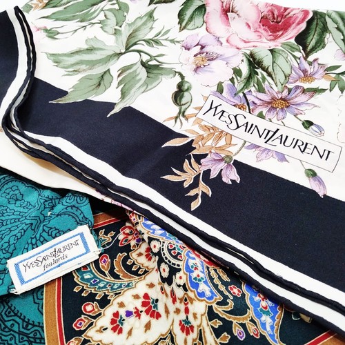 Yves Saint Laurent Scarf 3 Pieces Set 1944435 - Picture 2 of 11