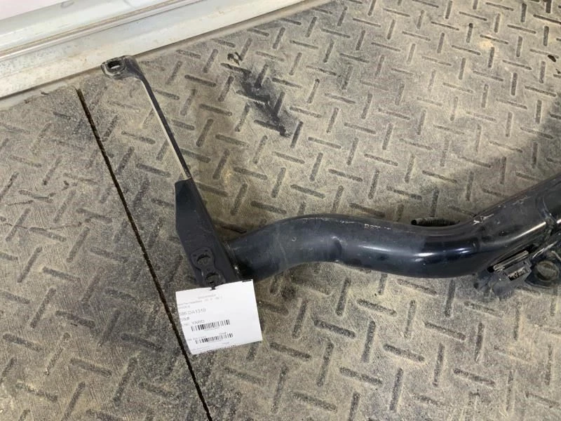 2005-2015 Nissan Armada Trailer Tow Hitch OEM - Image 2 of 4