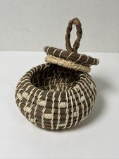 Handmade Coiled Pine Needle Basket Lidded Trinket Box with Handle