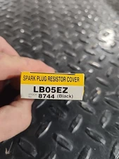 NGK LB05EZ 8744 Spark Plug Resistor Cover  Black Elbow / 90° 14mm