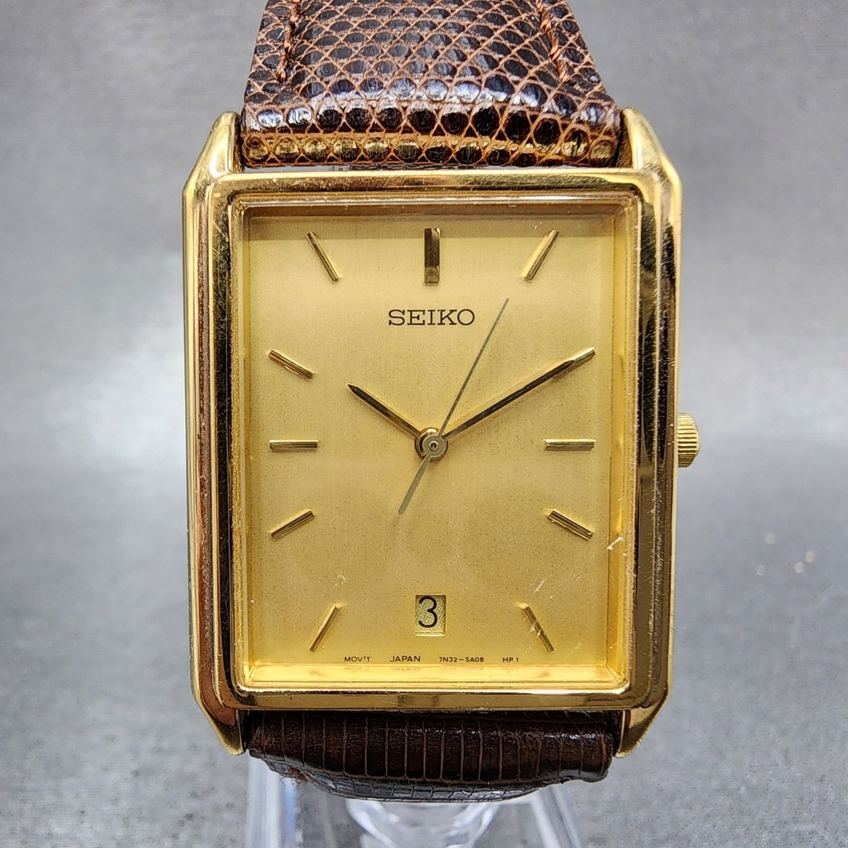 Seiko Tank Watch Men 26mm Champagne Dial Gold Tone Date 7N32-5A09