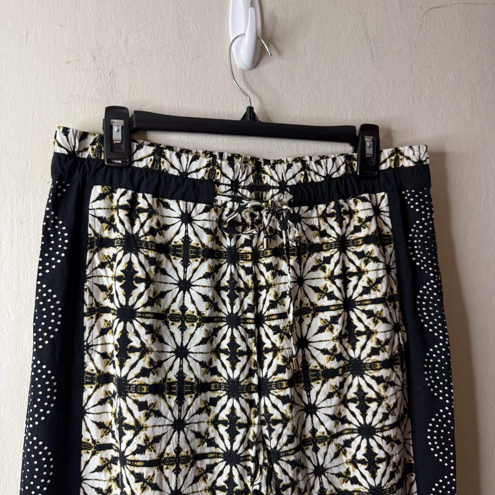 Soft Surroundings Black Patterned Pull On Drawstr… - image 3