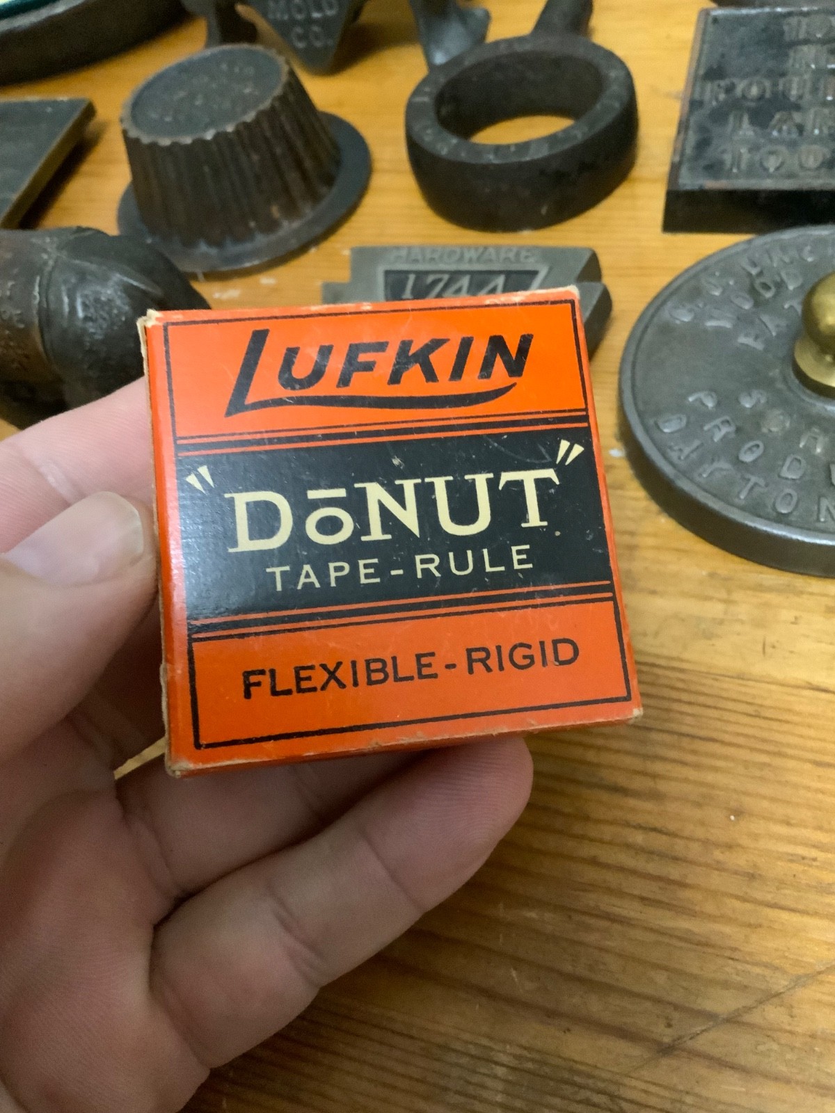 VINTAGE LUFKIN DONUT TAPE MEASURE