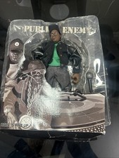 Detailed Guide to Rap and Hip Hop Collectibles 45