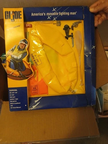 gi joe action figures vintage