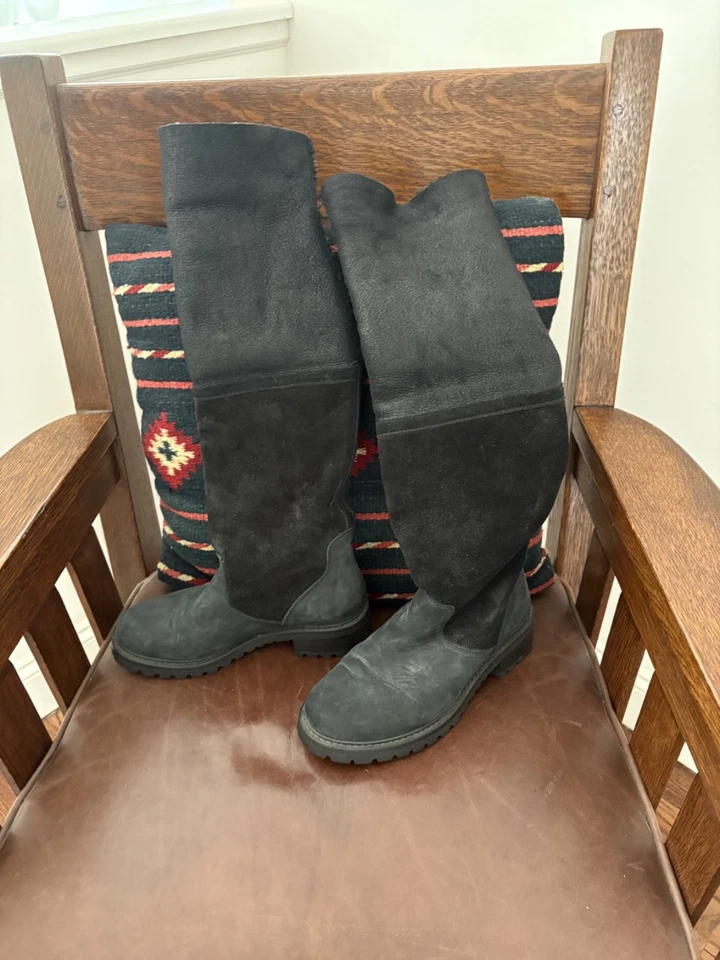 Botas negras de combate de cuero con forro de piel de oveja Barney's New York $850 con EE. UU. 6,5 EU37 Foto 2 de 4