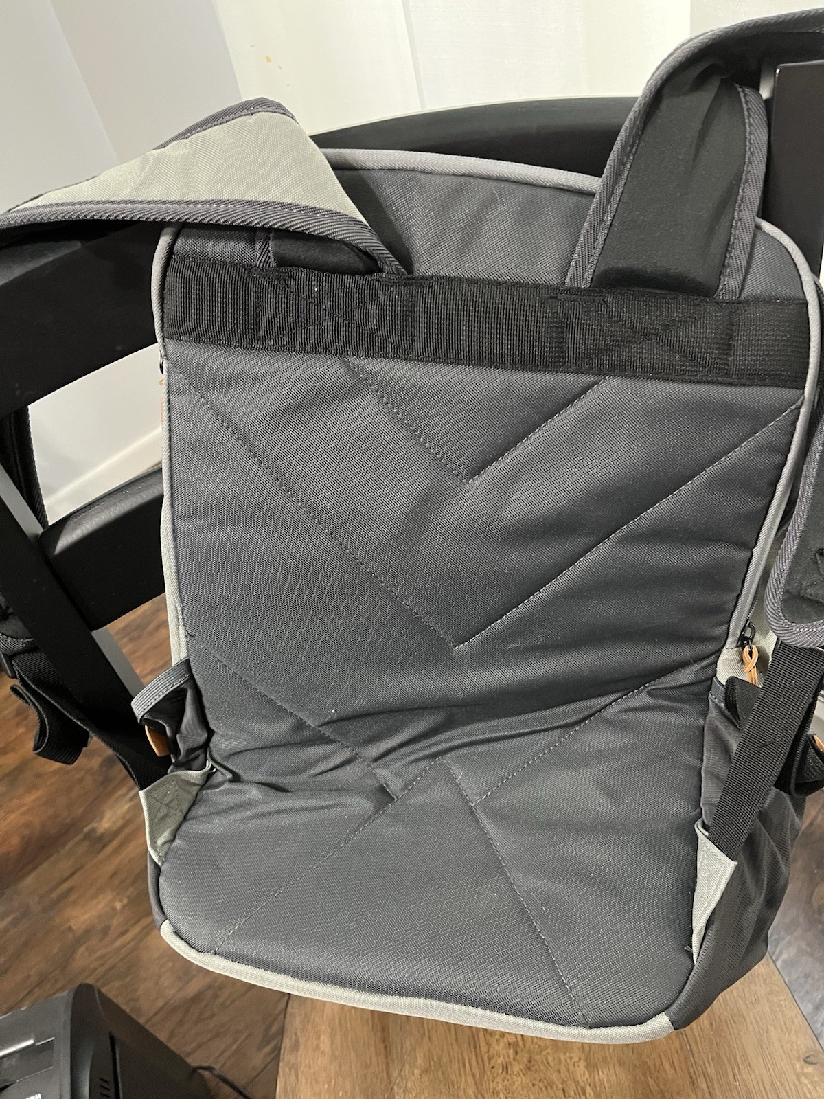 Swiss Tech Backpack Padded, Gray Large - image 3