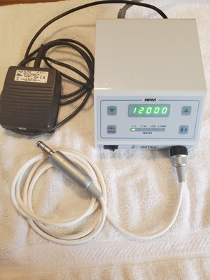 Dentsply Aseptico Model AEU-17B Dental Motor System w/ M4B-42711 handpiece, Endo