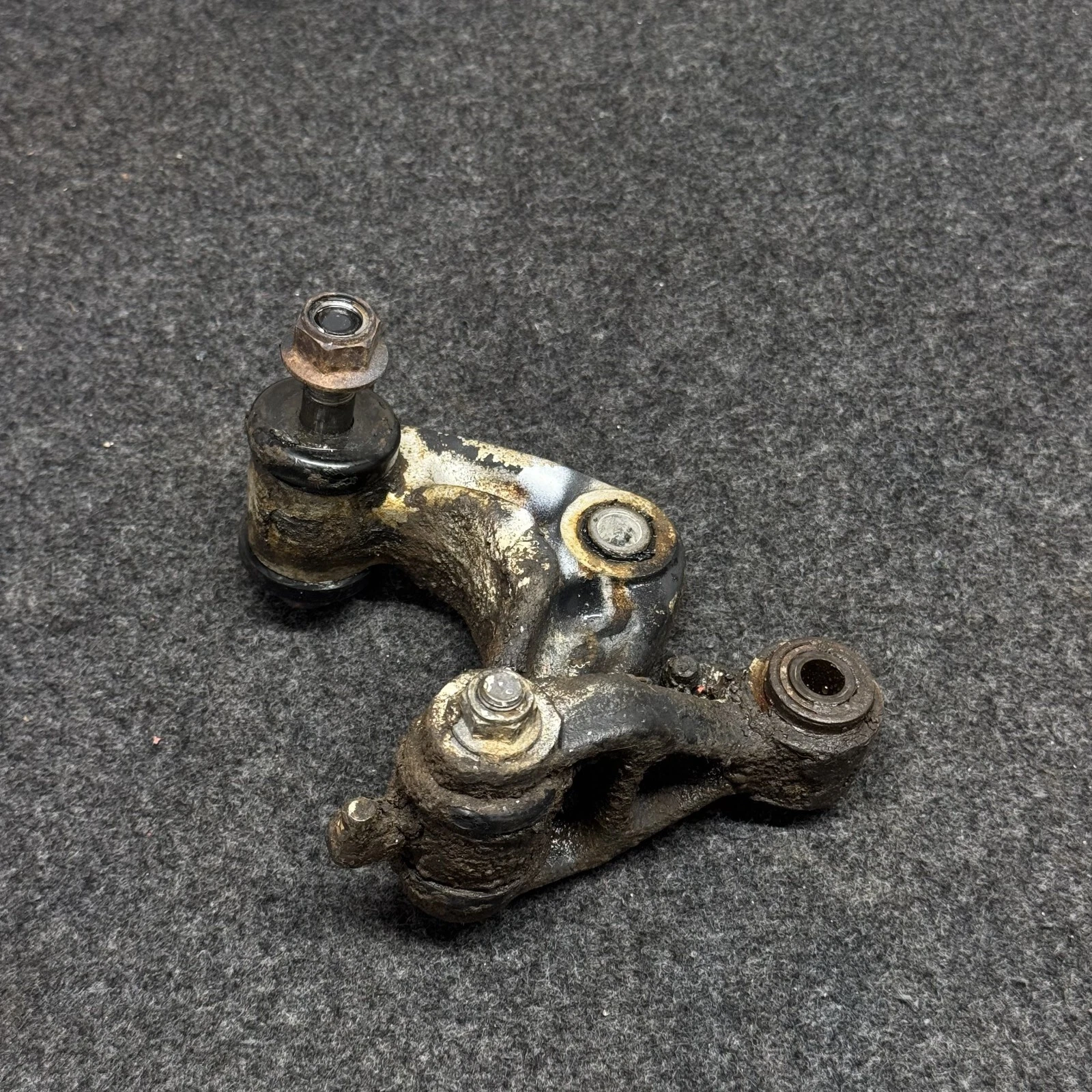 81-83 Honda XR200R OEM LINKAGE DOGBONE SHOCK PIVOT SUSPENSION BOLTS HARDWARE ROD
