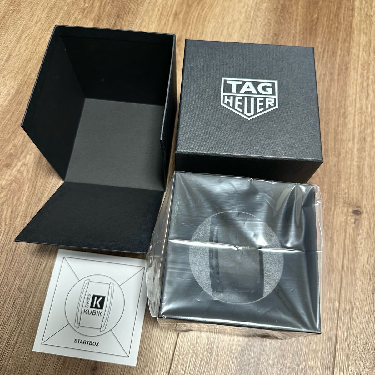 TAG HEUER Kubik 時計ワインダー Tag Heuer Winding Machine Swiss Kubik Black Unused | eBay