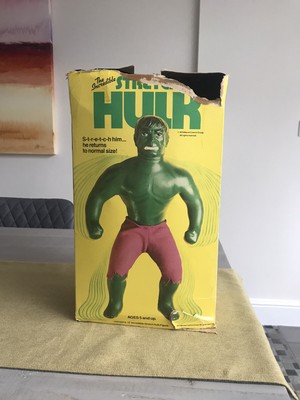 hulk stretch toy