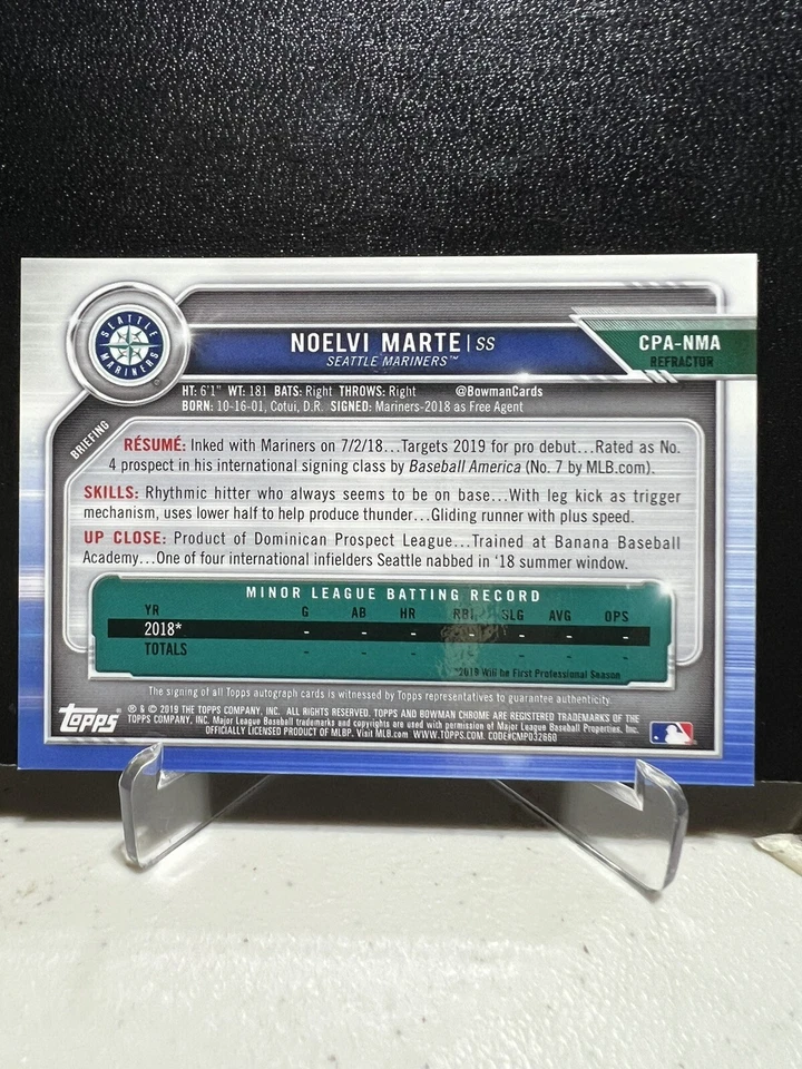 Noelvi Marte 2019 Bowman Chrome 1st Refractor RC ON CARD Auto /499 CINCY - Image 3 of 4