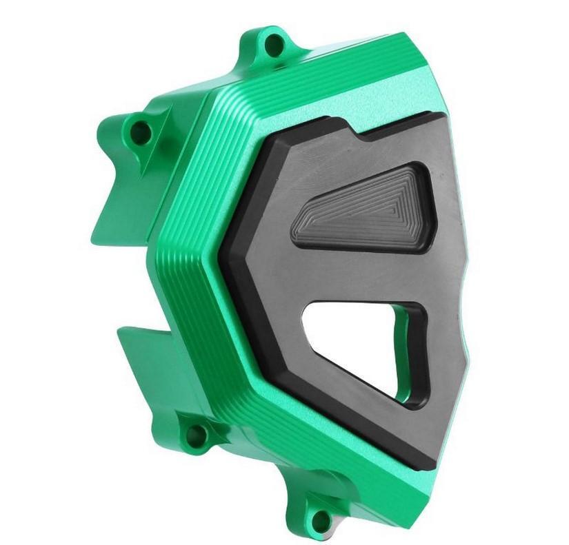 Protège-cache pignon Z900 en alu CNC anodisé noir et vert Avoc
