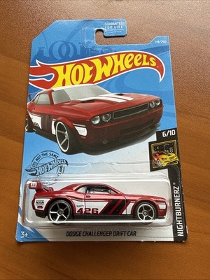 Hot Wheels Dodge Challenger SRT HELLCAT Red '18 Demon Drift