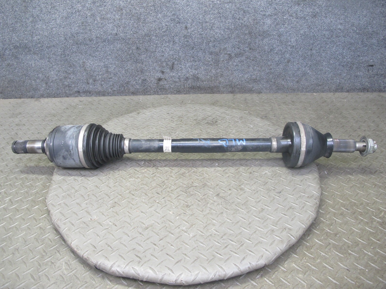 2017-2020 MASERATI LEVANTE M161 3.0L AWD REAR LEFT OR RIGHT SIDE AXLE HALF SHAFT