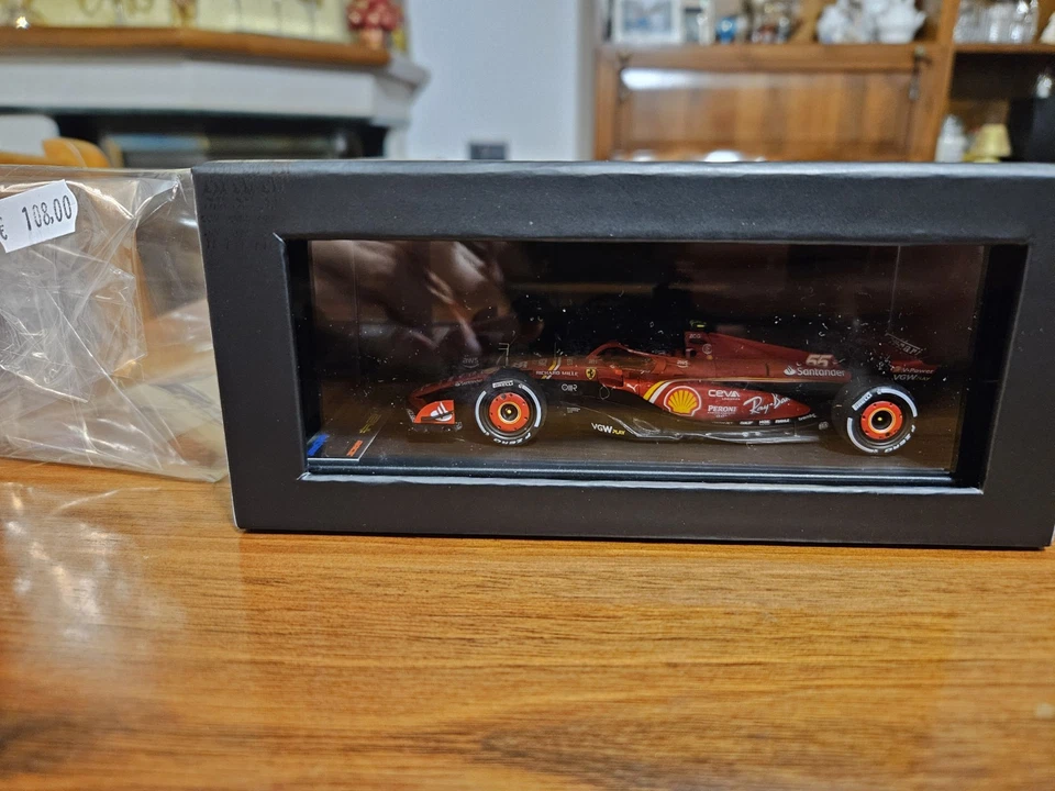 Ferrari SF24 Looksmart Carlos Sainz winner Australian GP 2024 Scala 1:43 LSF1059 - Immagine 2 di 4