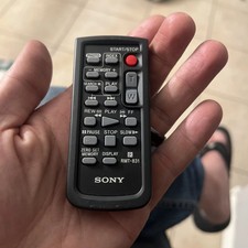 Sony RMT-831 Remote Control For DCR-HC40 DCR-HC30 DCR-PC330 Handycams New