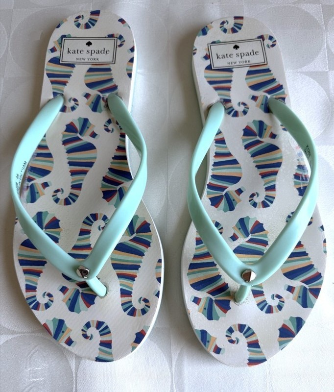 KATE SPADE New York Feldon Seahorse Print Rubber thong flip-flop beach sandals 8