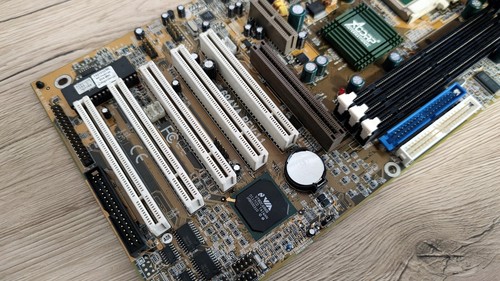 Acorp 694XA Rev:1.1 Socket 370 SDRAM AGP Motherboard + Intel Celeron 733MHz CPU - Picture 10 of 12