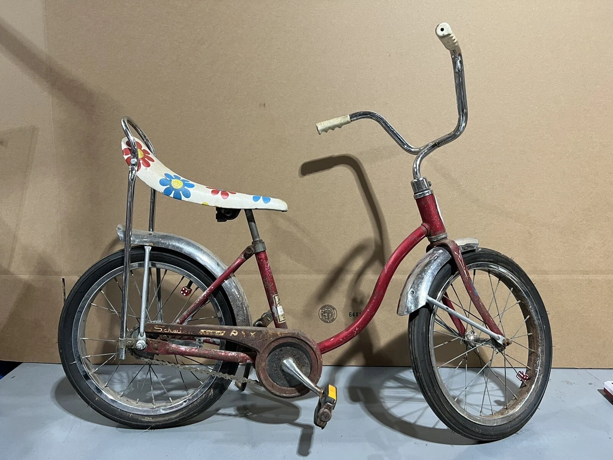 Vintage Schwinn Stingray Bike In Collectible Complete Bikes for