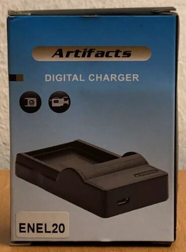 Artifacts Mobile Digital Battery Charger Micro EN-EL20 - Afbeelding 1 van 8