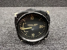 G991-01-1C Garwin Rate of Climb Indicator (Minor Crack)