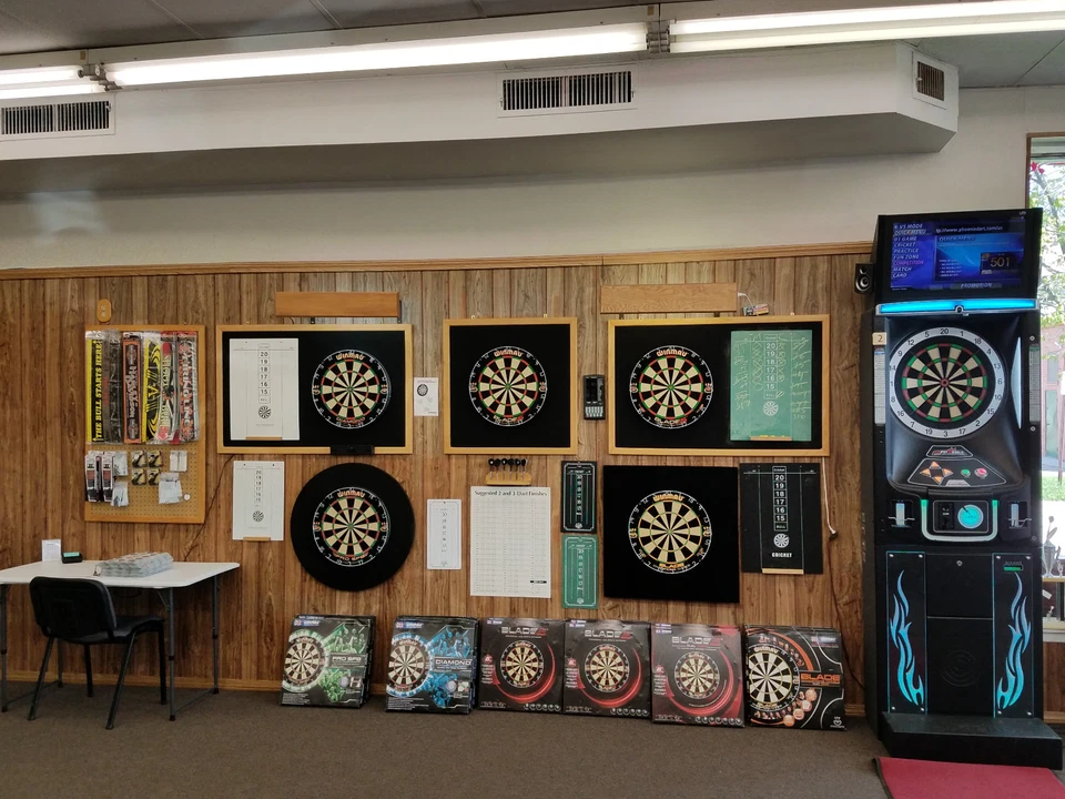 黄色 PENTATHLON HD150 Slim 飞镖飞行:每套 3 件 — 第 2/4 张图片