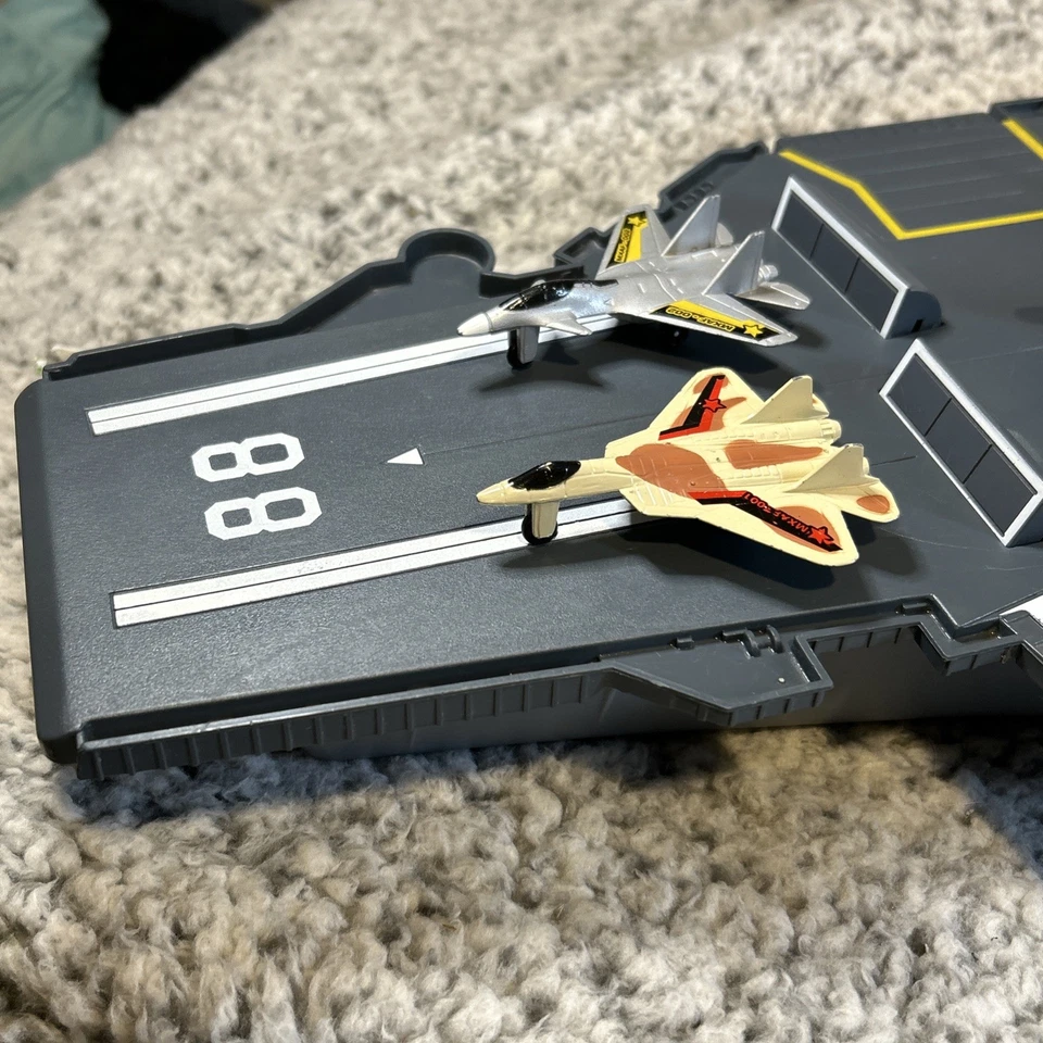 Portaaviones Electrónico Diecast MOTORMAX +6 Aviones de Combate 76326 Juguetes Hobby Foto 2 de 4