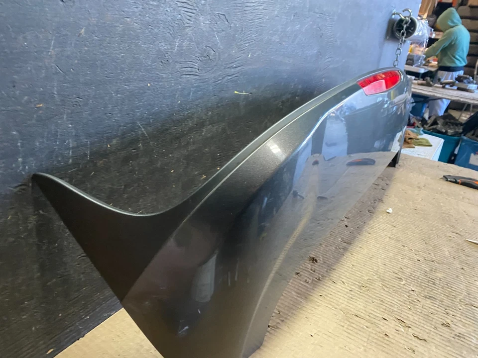 2014 to 2017 Jeep Cherokee Rear Spoiler Wing OEM T6801  DG - Image 3 of 4