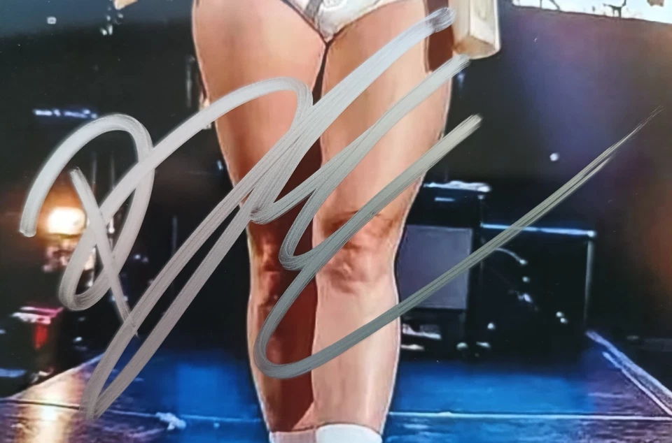 Color Foto,,, Billie Eilish"Org.Unterschrift mit Zertifikat, 25x20 cm,Top Motiv - Bild 3 von 4