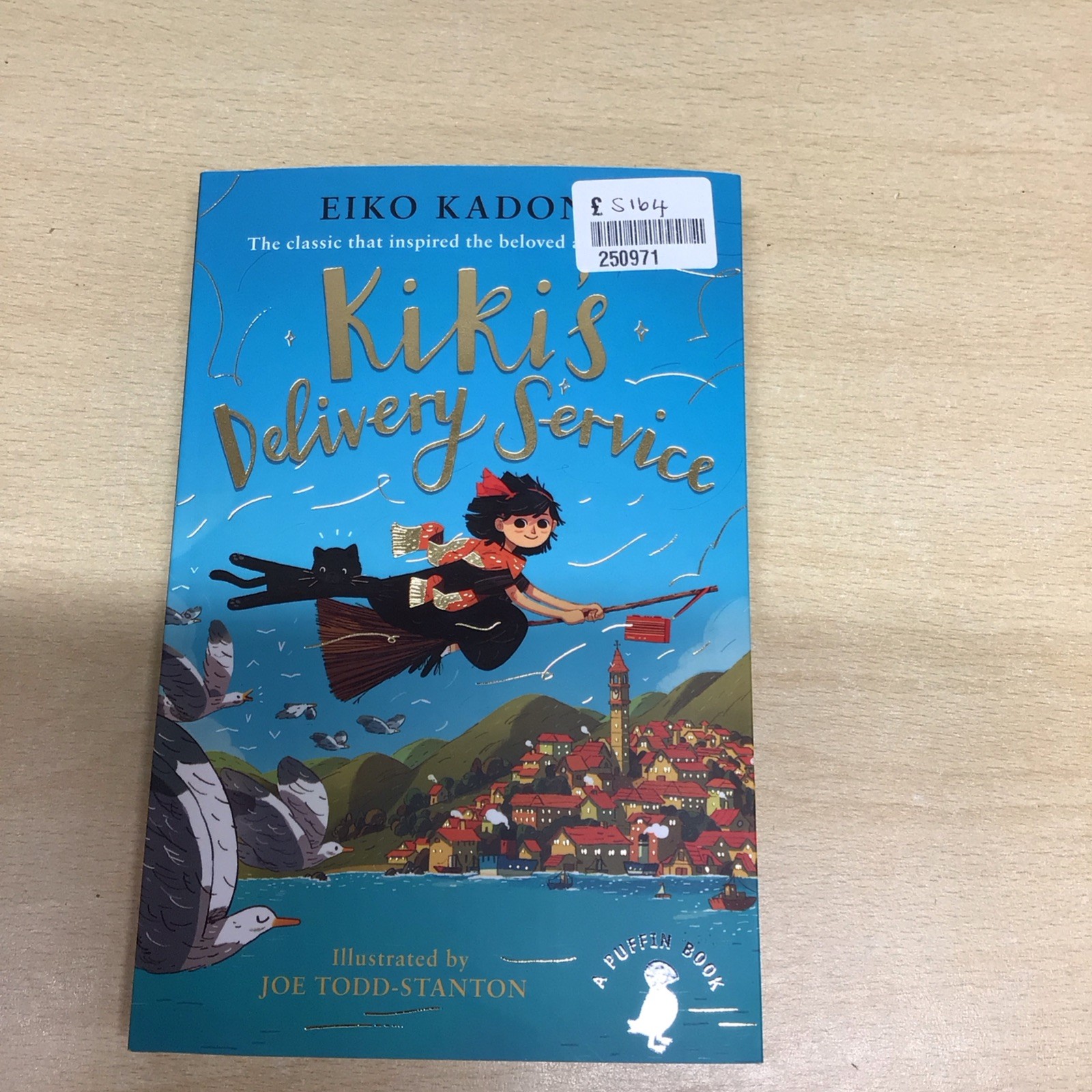 Kiki's Delivery Service (A Puffin Book), Kadono, Eiko