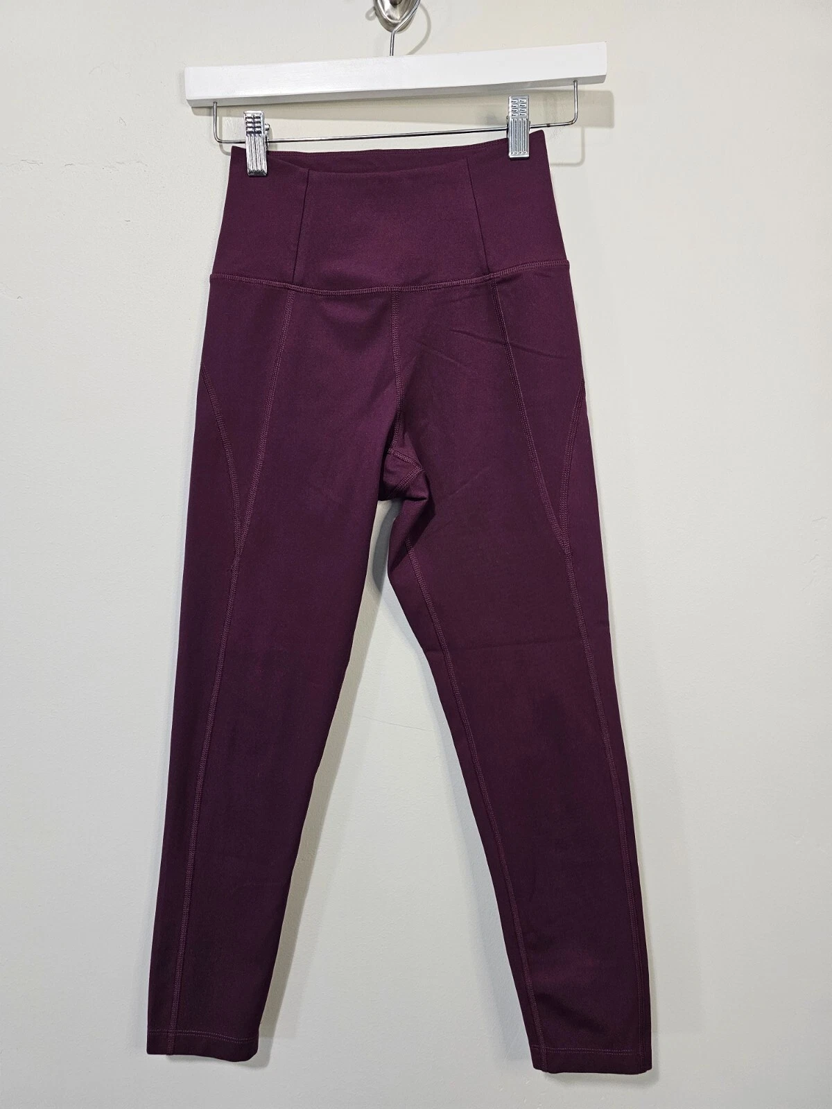 girlfriend-collective crop high rise compression leggings