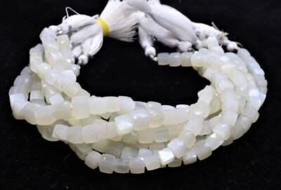 Naturweiß Mondstein 7-8mm Würfel Facettierte Perlen Lose Edelstein 8 '' Strand