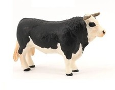 Hereford Bull Ox Cattle Animal Toy PVC Action Figure Kids Toys Party Gifts