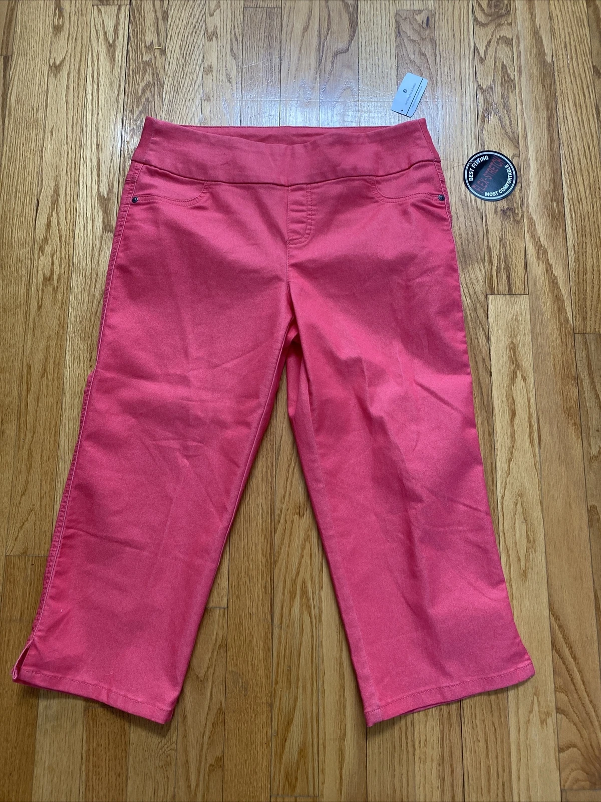 NWT CHRISTOPHER & BANKS Watermelon FLEX STRETCH Capris 6