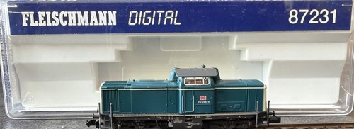 FLEISCHMANN N 87231 DB BR212 Lok DCC Digital - geprüft - verpackt - beleuchtet | Condition: Used