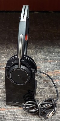 Plantronics Voyager UC B825 On-Ear Headset - Black With Charging Dock