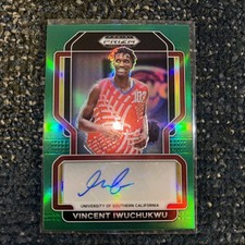 2022-23 Panini Prizm Draft Freshman Signatures Vincent Iwuchukwu Green Auto