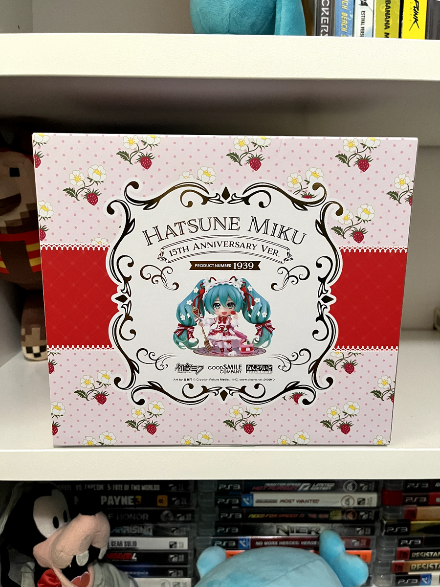 Hatsune Miku 15th Anniversary Ver. Nendoroid #1939 Brand New | eBay