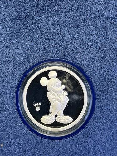 1928-1988 1oz .999 Silver Proof Sixty Years Mickey Mouse Book #7 Coin Box