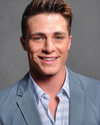 COLTON HAYNES 8x10 PHOTO * 