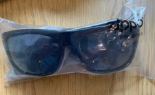 NEW MEN'S ZIPPO SUNGLASSES NEVER USED  BRT4